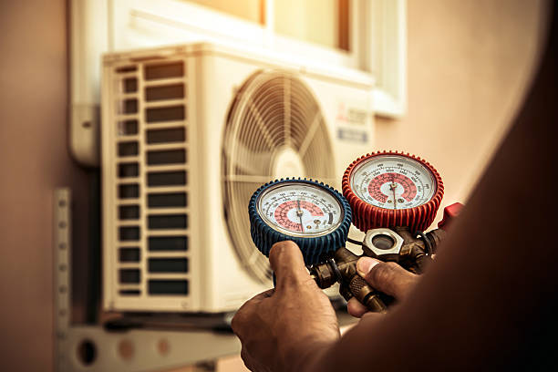 Professional Hvac Installation technician working in Covington, OH